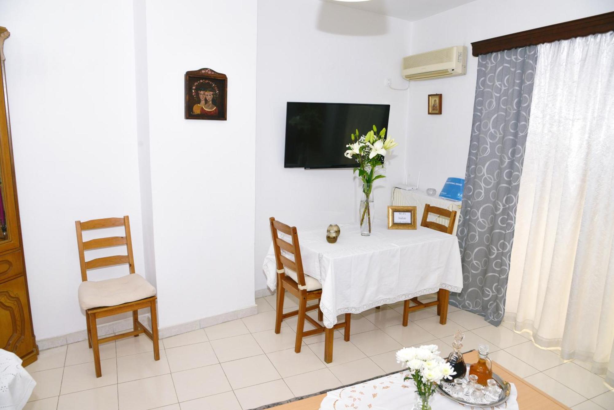 Traditional House Афины Экстерьер фото